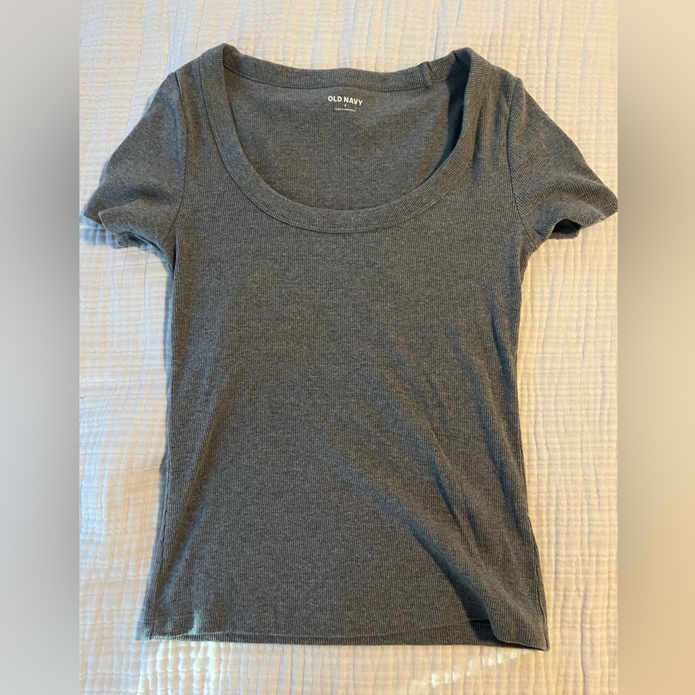 Old Navy Ribbed Cropped Shirt